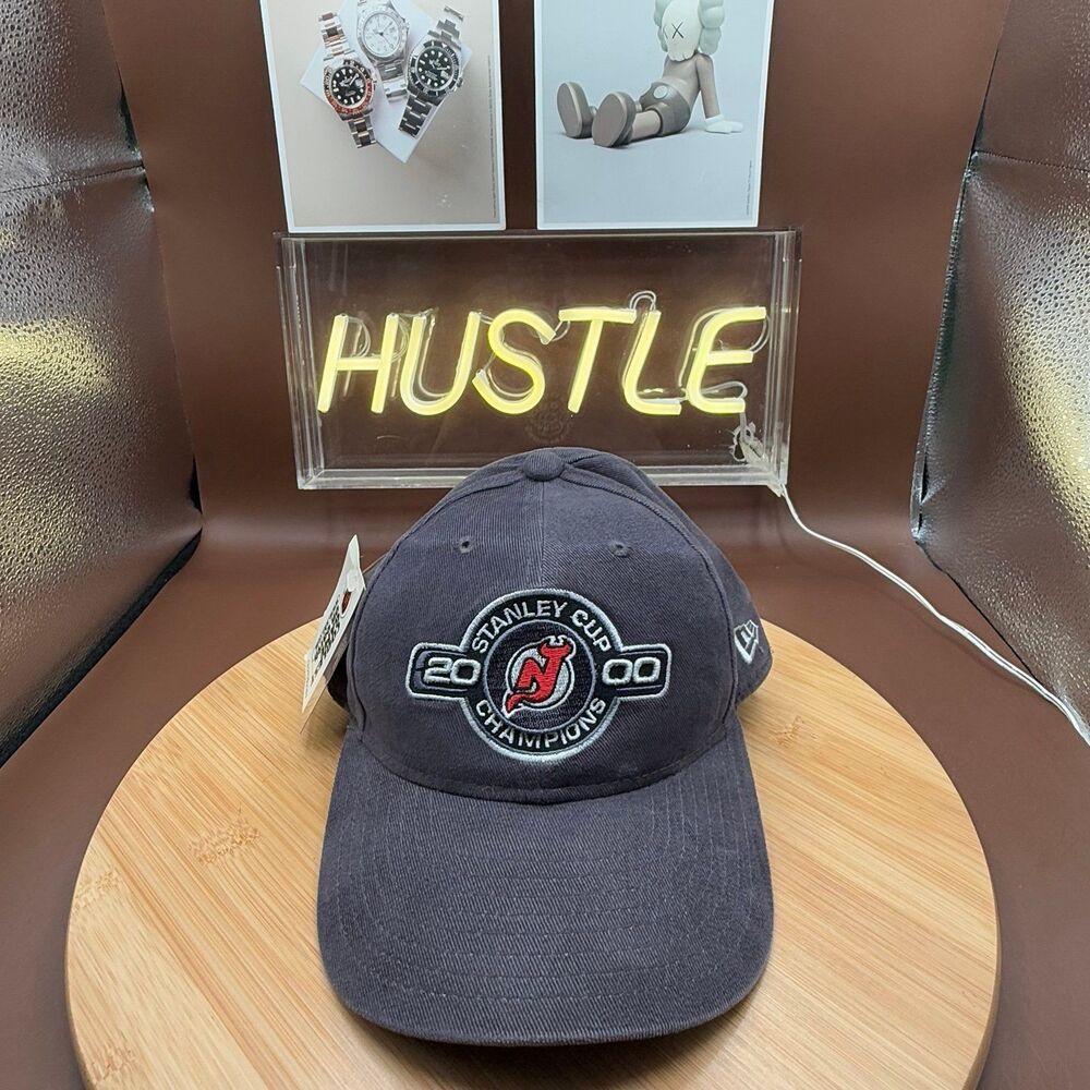NWT Vintage New Jersey Devils Hat 2000 Champion NJ Black Fade Adjustable New Era